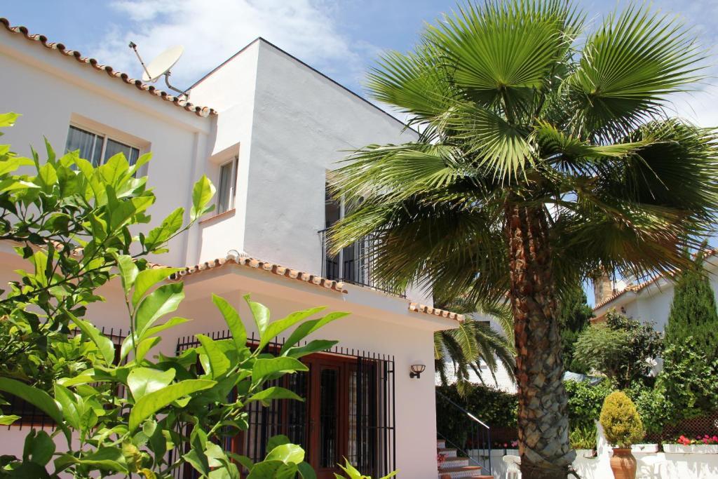 Hotel California Nerja Extérieur photo
