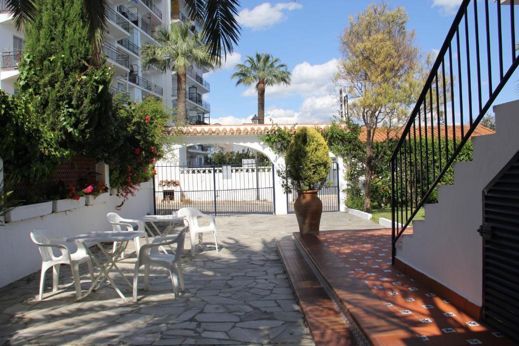 Hotel California Nerja Extérieur photo